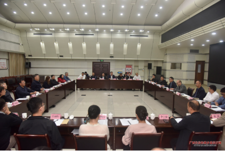 自治区住房城乡建设厅与北京市住房城乡建设委员会举行座谈交流 自治区住房城乡建设厅与北京市住房城乡建设委员会举行座谈交流